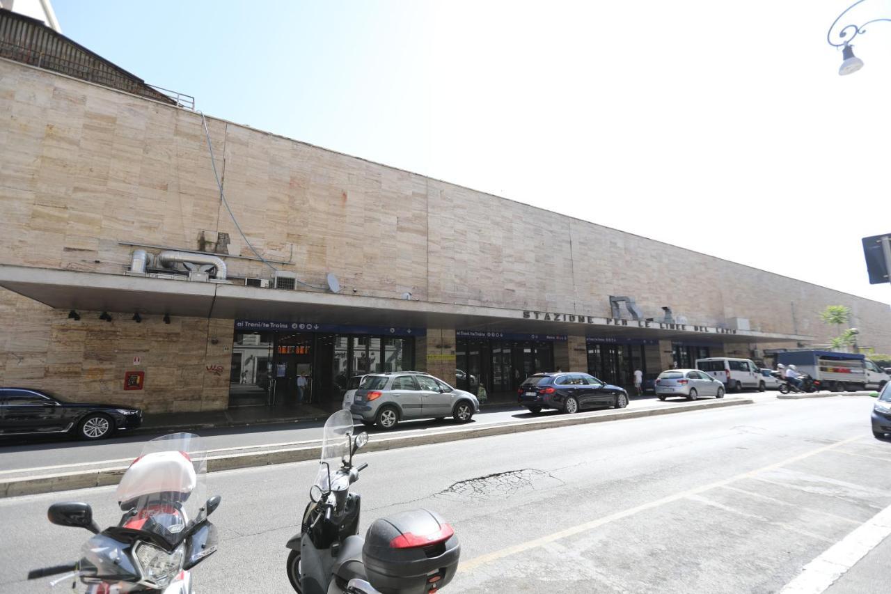Appartamento Vicino Stazione Termini E Colosseo Řím Exteriér fotografie